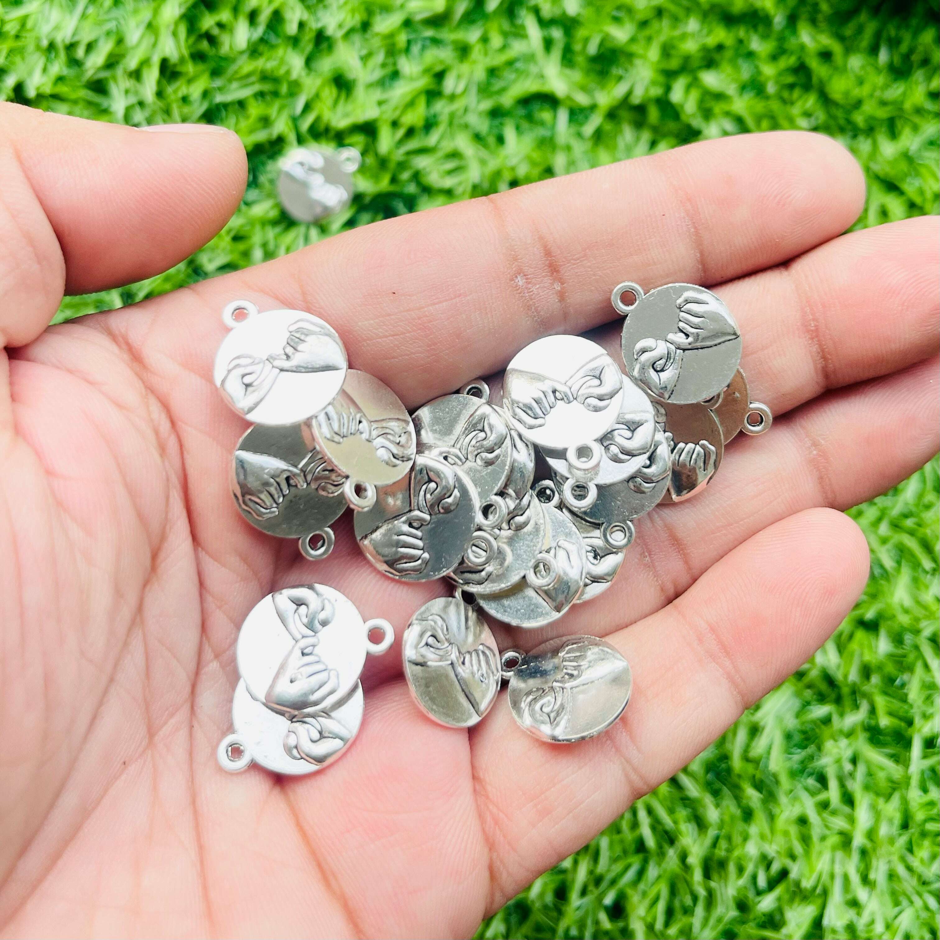 Charms pendant
