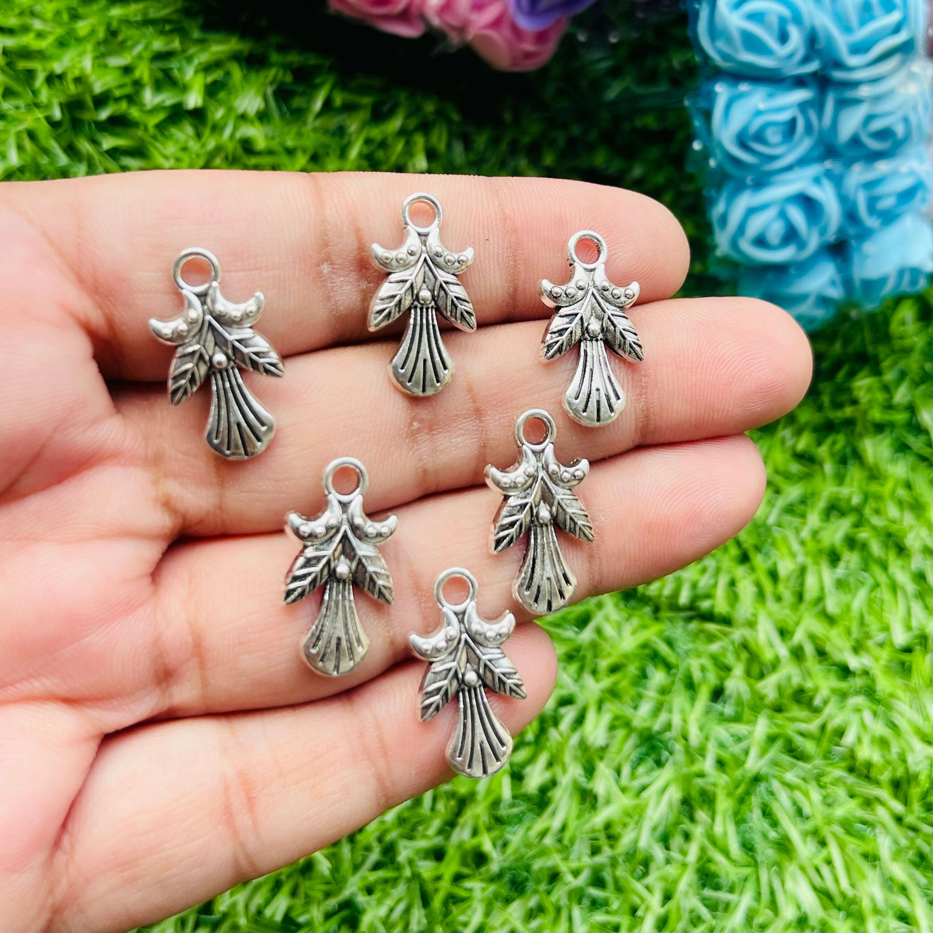 Charms pendant