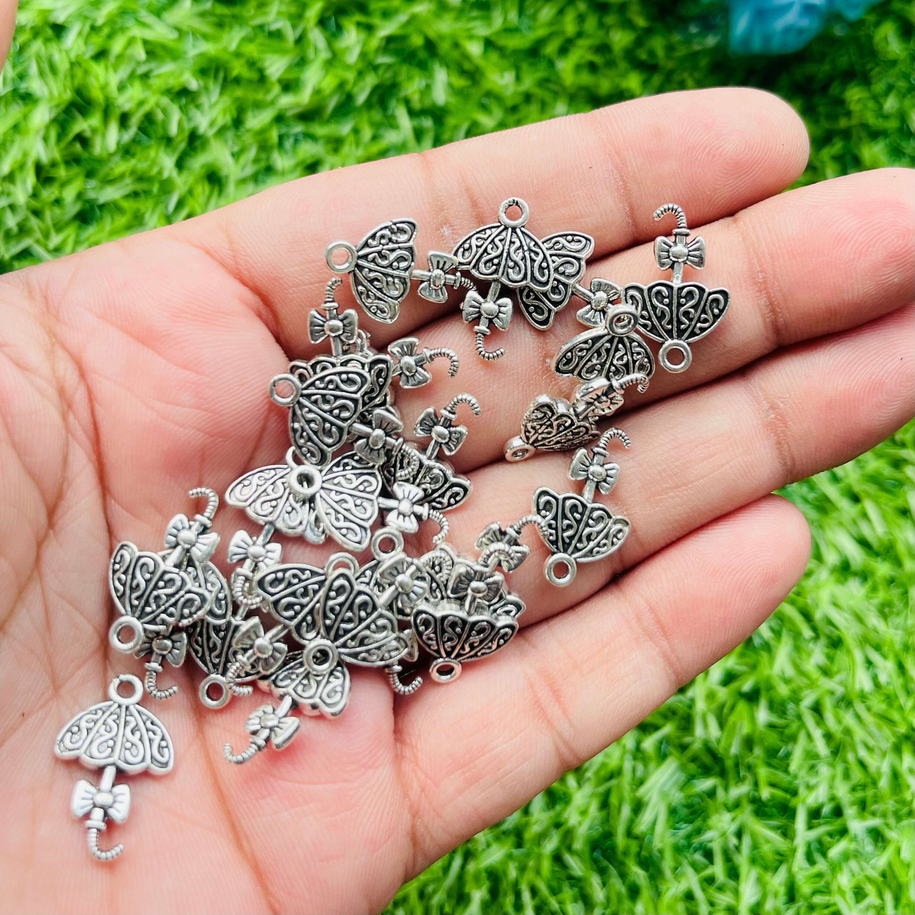 Charms pendant