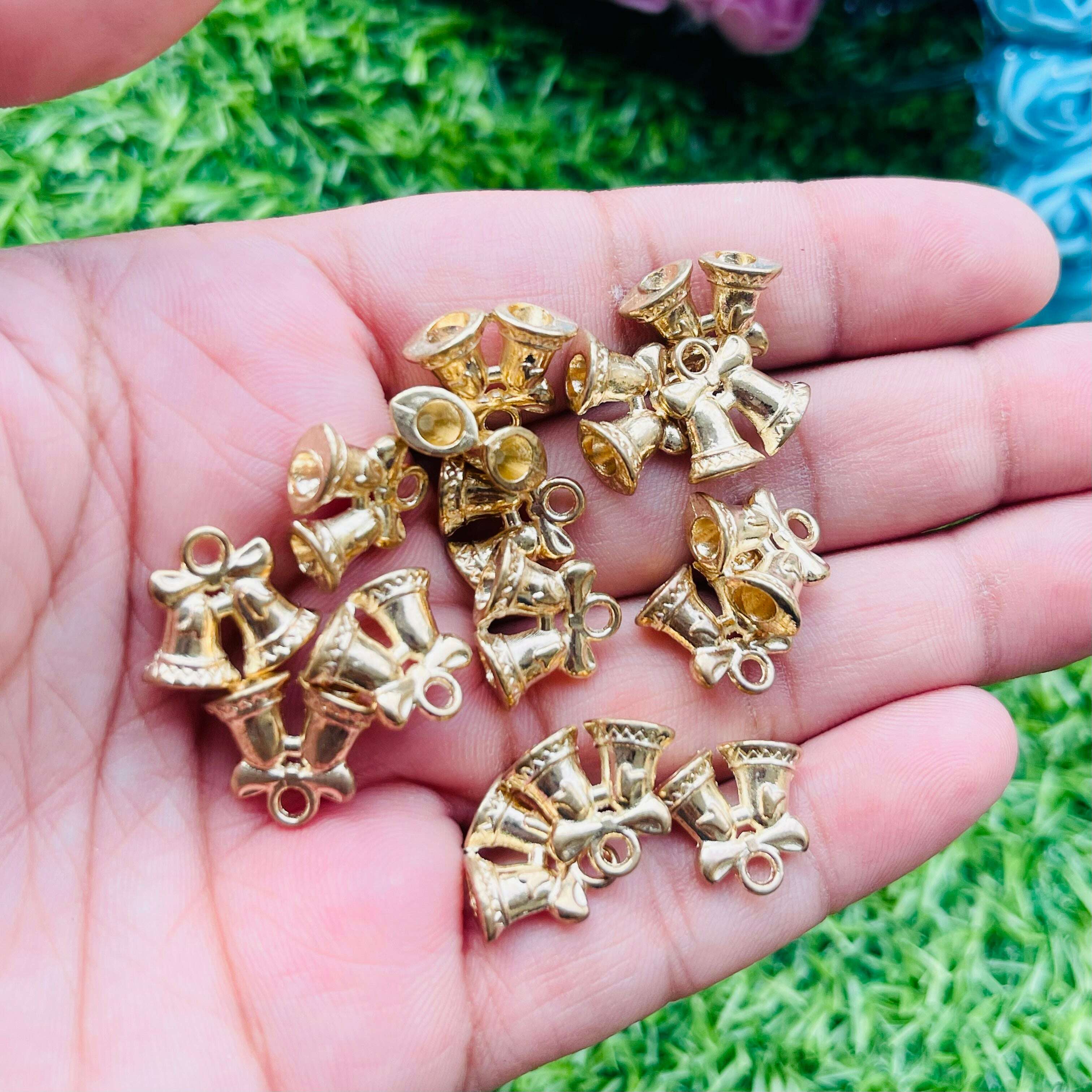 Charms pendant