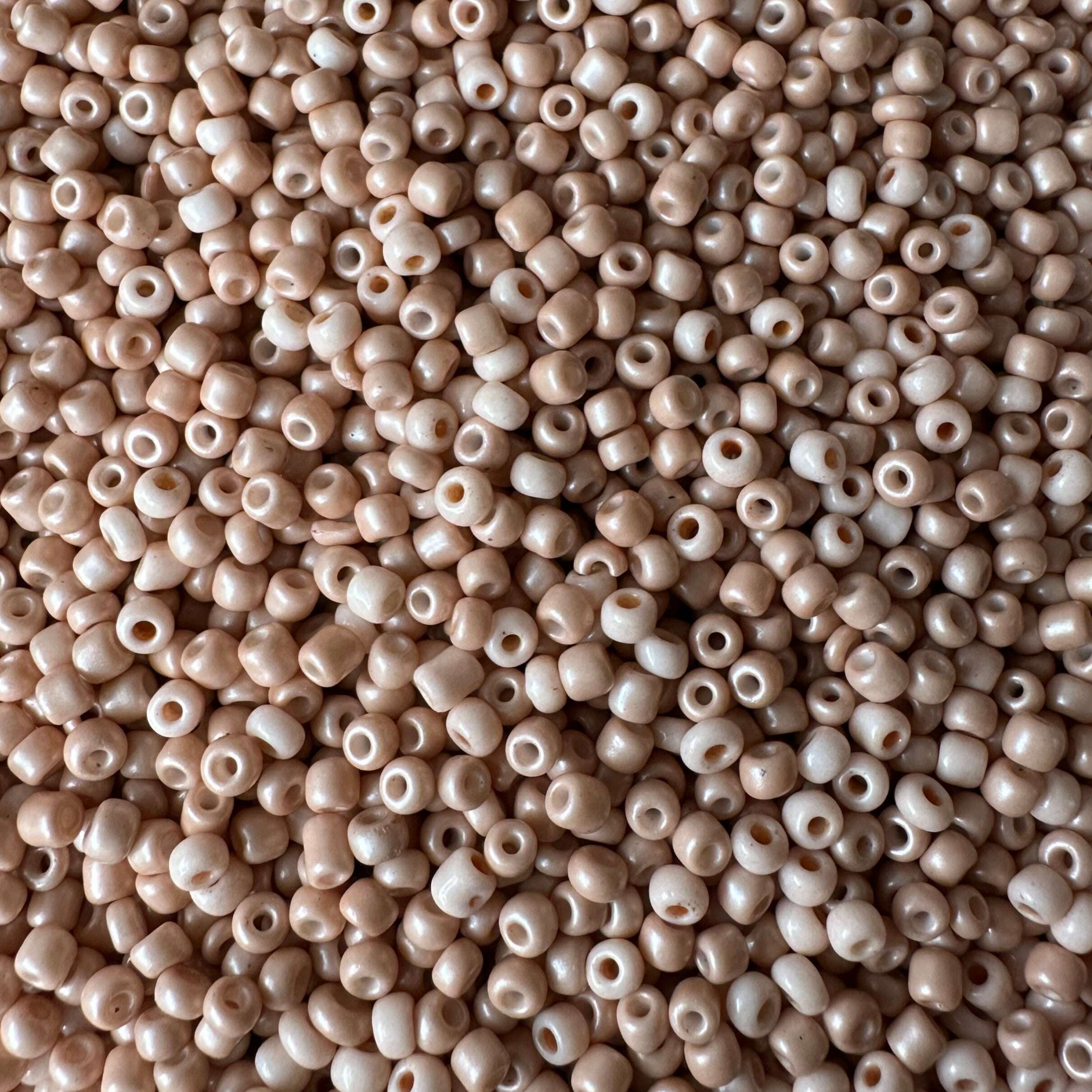Podmoti seed beads