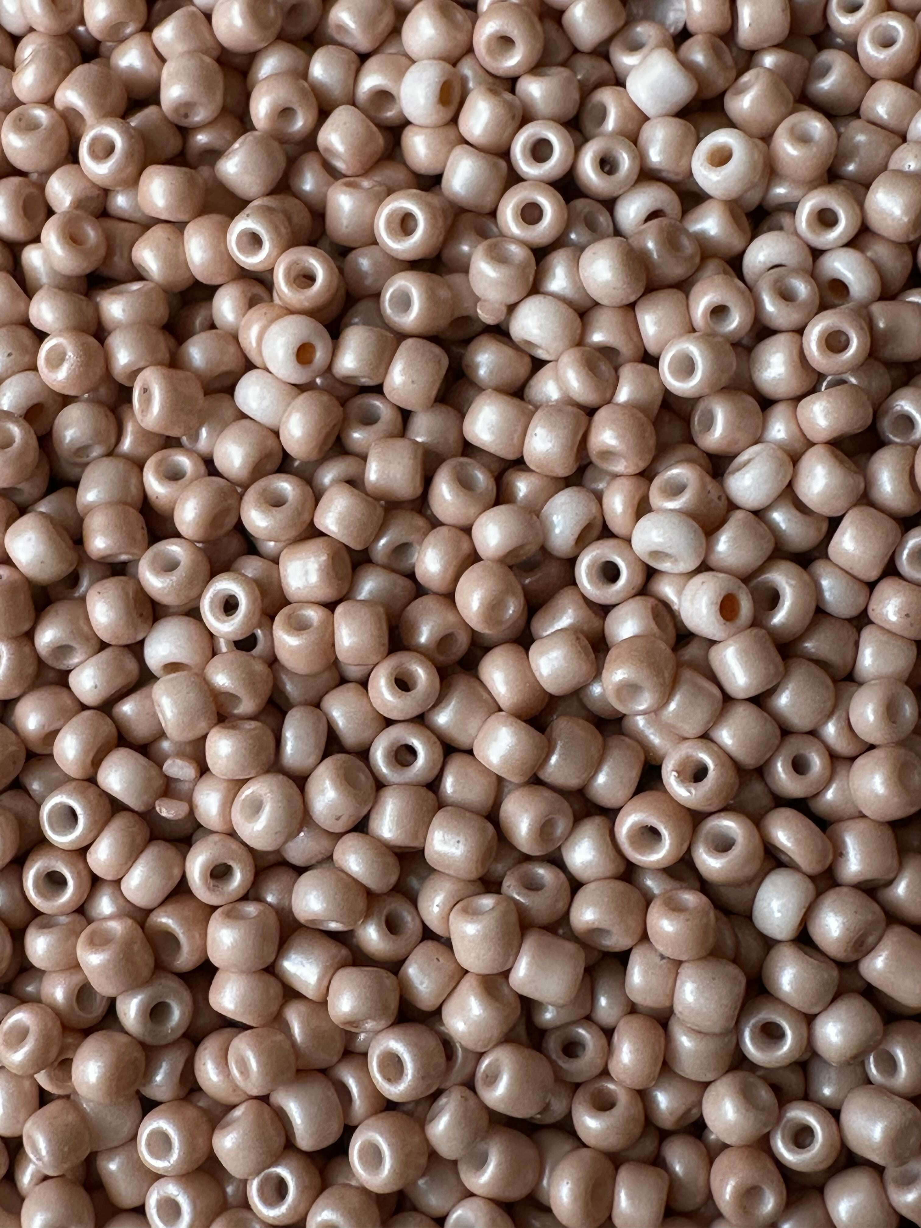 Podmoti seed beads