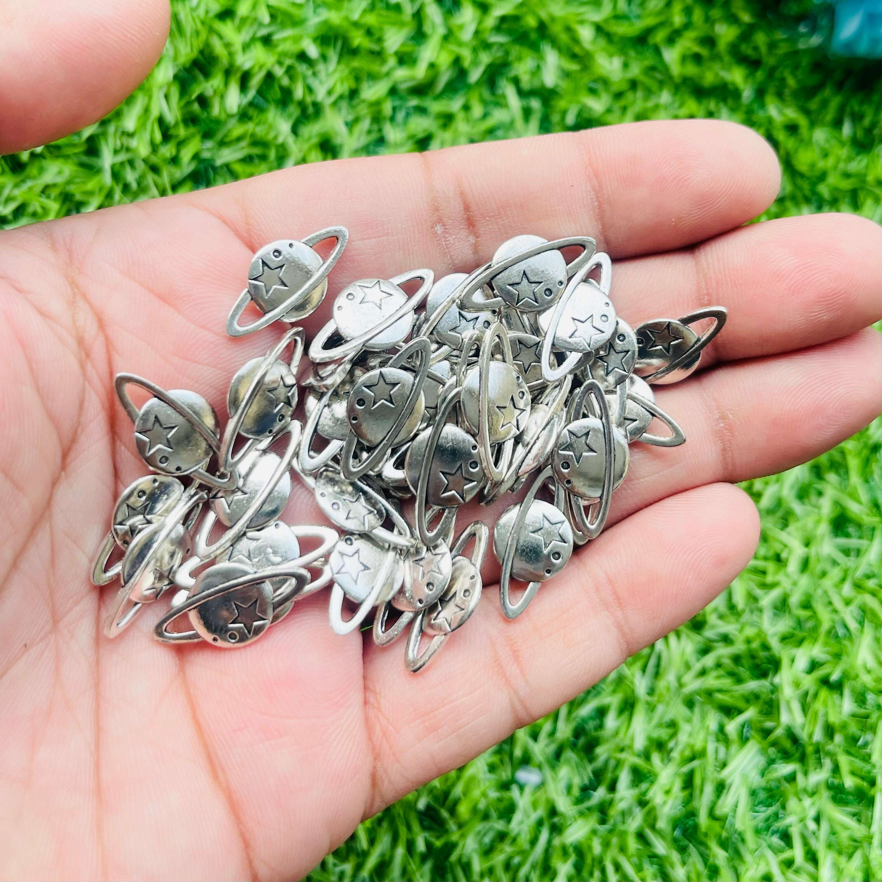 Charms pendant